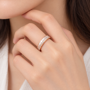 แหวนวงแหวนเพชรซิร์คอนสองแถว สแตนเลสสตีล ชุบทอง 14K สีโรสโกลด์ แบบวงปิด - Product Image 5