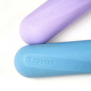 أثقال دامبلز صغيرة وجميلة التصميم مغطاة بالفينيل، دامبلز نيوبرين - Product Image 3