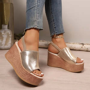 Sandales compensées métalliques pour femmes en gros d'usine - Espadrilles à plateforme à bout ouvert et bride arrière pour l'été - Product Image 4
