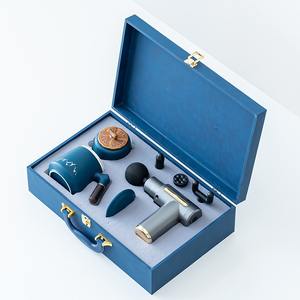 Set de Regalo Navideño de Alta Gama para Oficina Caja de Lujo con Pluma de Madera Paraguas Taza Pistola de Fascia y Logo Personalizable para Empresas - Product Image 4