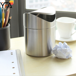 Mini poubelle de table en acier inoxydable brossé, poubelle ondulée de 1,5 litre, poubelle de bureau avec couvercle à poussoir - Product Image 6