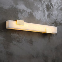 Applique murale LED en cuivre et albâtre de luxe français, style moderne et simple, bande lumineuse 3000K, pour salon, chambre, couloir, éclairage décoratif.