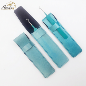 Pinzas para Pestañas de Acero Inoxidable Color Verde Azulado, 1 Pieza, Empaque en Bolsa, Estuche de Kit de Marca Privada con Características Antiestáticas y Duraderas - Product Image 1