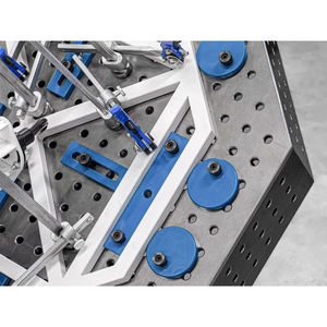 GPPH SteelPlus OCT octagonal <b>welding</b> <b>bench</b>, 1x1m, 12mm thick, 16mm holes on a 50x50mm grid - Product Image 4