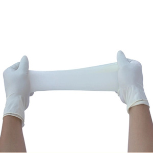 Gants d'examen jetables en latex sans poudre, épaisseur 5 MIL, longueur 24 CM, bord coupé, manchette lisse, usage général, fabriqués en Malaisie - Product Image 6