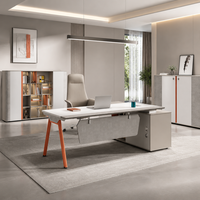 Ensemble de bureau de direction de luxe moderne, table de bureau pour PDG et directeur avec armoire latérale, classeur et chaise de patron en cuir pour projet de bureau
