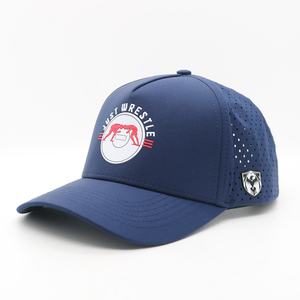 Gorra Deportiva Transpirable con Orificios Cortados con Láser, Resistente al Agua, Personalizada OEM, Gorra de Béisbol Impermeable de Alta Calidad - Product Image 1
