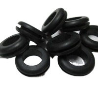 Oeillets carrés industriels ovales 16,8x10/7,5x14,5 NBR/EPM, taille découpée, matériau EPDM moulé pour diverses applications industrielles en caoutchouc