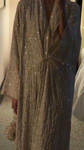 Vente en gros de kimonos brodés de sequins, collection élégante très vendue, <span class=keywords><strong>abaya</strong></span> de luxe sur mesure de Dubaï pour femmes musulmanes, décontractée et pour la prière - Product Image 6