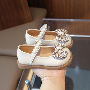 Zapatos Infantiles Casuales para Niñas, Diseño Simple y Moderno, con Lazo de Perlas y Flores, Alta Calidad, con Cierre de Velcro - Product Image 2