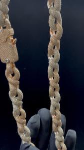 Chaîne cubaine VVS1 Moissanite Iced Out avec bijoux en argent 925 Iced Out pour hommes et femmes, idéale pour les mariages et événements. - Product Image 3