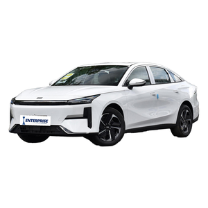 Geely Galaxy L6 1.5T DHT 125km Ibrida Plug-in (PHEV) Nuova Auto 2024 con Sedili in Pelle - Categoria Nuova Energia Geely - Product Image 1
