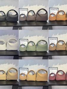 6091 Bolsos de Hombro de Cuero Genuino Trenzado para Mujer, Estilo Hobo Casual, Diseño de Media Luna, Hecho a Mano, Guangzhou, Tamaño Mediano, Estilo <span class=keywords><strong>Veneta</strong></span> - Product Image 4