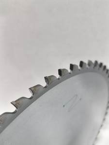 <span class=keywords><strong>Lame</strong></span> de scie circulaire de qualité industrielle soudée <span class=keywords><strong>à</strong></span> haute fréquence PCD pour scie <span class=keywords><strong>à</strong></span> panneaux CNC et machine de nesting, OEM disponible - Product Image 3