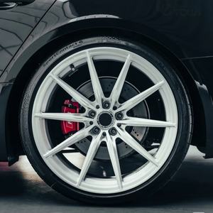 Roues forgées personnalisées WX pour BMW M3 F82 <span class=keywords><strong>M4</strong></span> F82 M5 F10 Spécifications d'<span class=keywords><strong>origine</strong></span> <span class=keywords><strong>Jantes</strong></span> 18-21 Pouces 5x120 Blanc 666M 437M Nouveau 40mm 25mm - Product Image 1