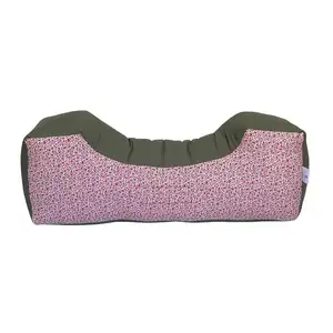 LEG ELEVATION PILLOW MITEX U-SHAPE Thanks to the U-shaped design this pillow is perfect for placing legs and feet