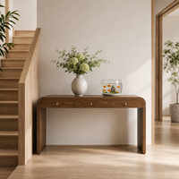 Table console longue Walut à design incurvé avec 3 tiroirs, table d'entrée avec poignées dorées, table d'appoint de rangement pour salon.