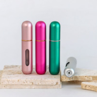 Atomiseur de parfum rechargeable de 5 ml, mini flacon de voyage en métal, vaporisateur portable, conteneur de recharge de parfum