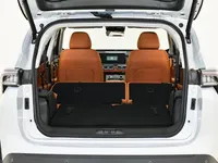 Offre Spéciale – Jetour X70 Plus 1.5T DCT 7 places SUV Édition Luxe 2025 d'occasion, conduite à gauche, faible kilométrage