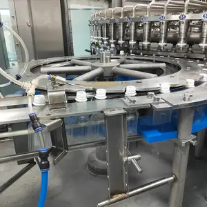 Máquina de llenado de alcohol en agua completamente automática/línea/equipo precio de fábrica