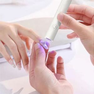 2025 New Arrival UV Nail Dry Lamp LED USB Charging Handheld Curing Baking Quick Gel Nail Light for Salon - Product Image 4