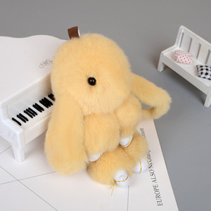 พวงกุญแจขนกระต่ายเลียนแบบตัวการ์ตูนน่ารักมีเอกลักษณ์ใช้แขวนในรถตุ๊กตากระต่ายขนฟู - Product Image 1