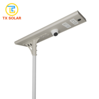 Lampadaire solaire extérieur TX Camera, intégré tout-en-un, avec poteau