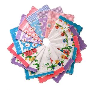 Mouchoir carré en coton pour femme, imprimé floral, tissé, sans azo, pour cadeau de mariage ou décoration - Product Image 1