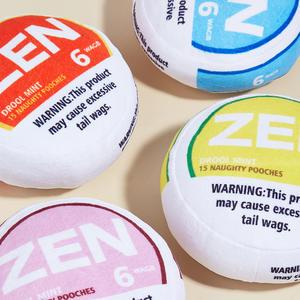 Zen Pupper Deckies Parodia Perro Juguete Cigarrillo Felpa Squeaky Arrugado Sonido Divertido Perro Juguete Drool Mint - Product Image 3