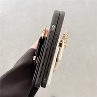 Sarung kartu kredit kotak-kotak, dompet ponsel pola kotak-kotak dengan rantai Diagonal untuk iPhone 15 14 13 12 11 pro max plus