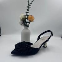 Zapatos de Tacón Bajo para Mujer, con Punta en Pico, de Satén, con Pedrería 3D en Forma de Rosa, con Correa en el Tobillo, para Fiesta
