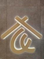 Enseignes lumineuses LED en gros pour usine, lettres métalliques rétroéclairées, enseignes rétroéclairées, publicité extérieure, logo d'entreprise