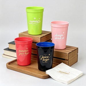Gobelets en plastique transparent givré en forme de U avec logo personnalisé, 12 oz, 16 oz, 24 oz, sans BPA, de qualité alimentaire, jetables, pour mariage, stade, avec serviette en PP - Product Image 1