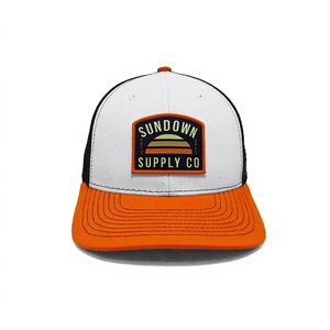 Casquette de camionneur pour adulte à 5 panneaux avec logo tissé réglable et dos en maille, idéale pour les activités décontractées en extérieur, la pêche et le cyclisme, fabriquée dans une usine au Vietnam - Product Image 1