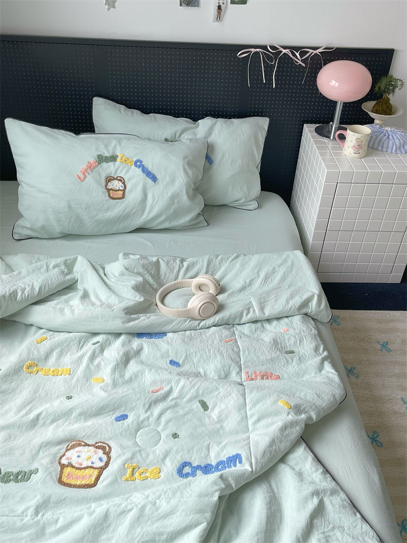 ไอศกรีม-สีเขียว