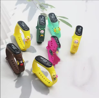 Jam Tangan Elektronik Plastik LED Digital Kartun Baru Grosir, Tahan Air, untuk Luar Ruangan, Hadiah Kreatif untuk Pelajar