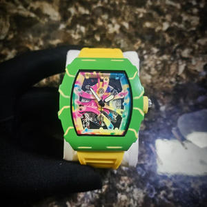 Reloj de lujo para hombre de marca suiza, resistente al agua, de gama alta, estilo mecánico transfronterizo, reloj de cuarzo, reloj de aleación con encanto de grafiti - Product Image 6