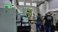 Service de fraisage et tournage de précision, pièces en acier inoxydable et aluminium, supports de tournage CNC pour camions commerciaux