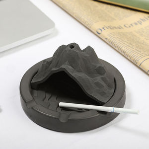 Cendrier en ciment personnalisé original avec couvercle anti-poussière ornement de maison créatif pour salon chez l'habitant article décoratif de bureau - Product Image 3