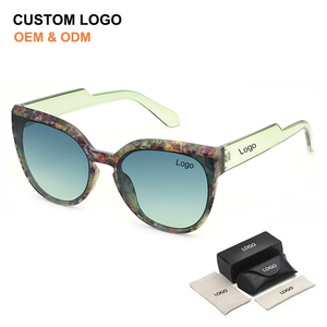 New Designer Colorful Cat Eye Frame with Transparent Lens Sun Glasses Custom Logo UV400 Protection Women Fashion Sunglasses - Product Image 1
