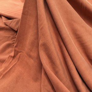 Hijab Imprimé en Mousseline de Soie Liquide Effet Marbre, Nouveaux Modèles Koweïtiens, Tenue Simple avec Perles, Qualité Samali, Sarung Shaper - Product Image 1