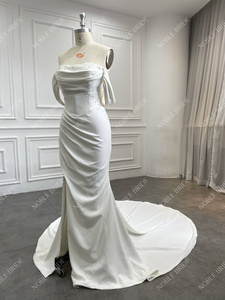 Nouvelle tendance Robe de mariée sans bretelles Manches amovibles Drapé en crêpe Robe de mariée sirène avec fente - Product Image 2