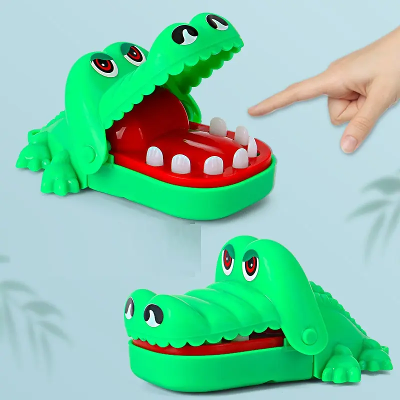 Wholesale Creative Animal crocodile Mouth Dentist Bite Finger Game For Kids Play Funny Prank party Toys