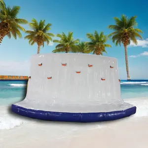 Parc aquatique gonflable de falaise de jeu modulaire d'eau gonflable défi d'obstacle