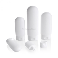 Bouteille de shampooing cylindrique en plastique PET blanc translucide avec bouchon doseur gradué, ouverture facile, logo personnalisé, capacité 200 ml/500 ml