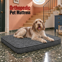 Matelas orthopédique de luxe pour grands chiens avec housse amovible, surface matelassée et design à profil bas