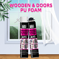 La menuiserie utilise de la mousse de polyuréthane pour les cadres de portes et de fenêtres en bois.
