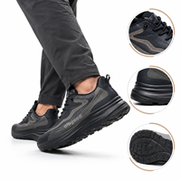 Chaussures décontractées pour hommes en noir et abricot, à lacets, avec empeigne synthétique à texture ondulée et semelle intermédiaire à rainures profondes