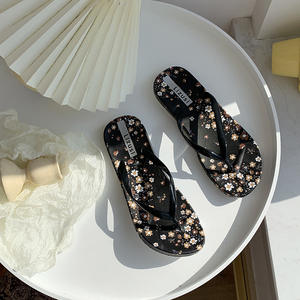 Tongs d'été pour femmes tongs à motif mignon pantoufles de plage d'été mode pantoufles à fond souple chaussures de Style de marche simples - Product Image 2