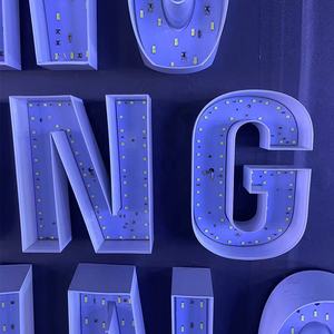 Miniseñal de succión magnética 3d, decoración de escritorio con palabras luminosas, posición cambiable, letras Led, Original, nueva - Product Image 4